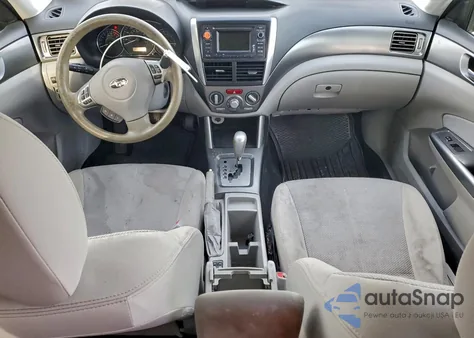 2013 Subaru Forester 2.5X Premium z USA, uszkodzony, nr VIN JF2SHADC5DH445631